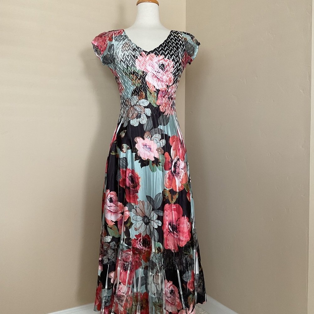 Komarov Dress Floral Charmeuse Crinkle Plisse Size XS